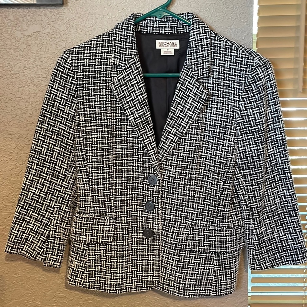 MICHAEL by Michael Kors. Size 8. Silk-blend blazer. Great condition.